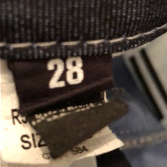 3 🟪 for $40 
William Rast dark wash Jeans Straight size 28 - Picture 9 of 9